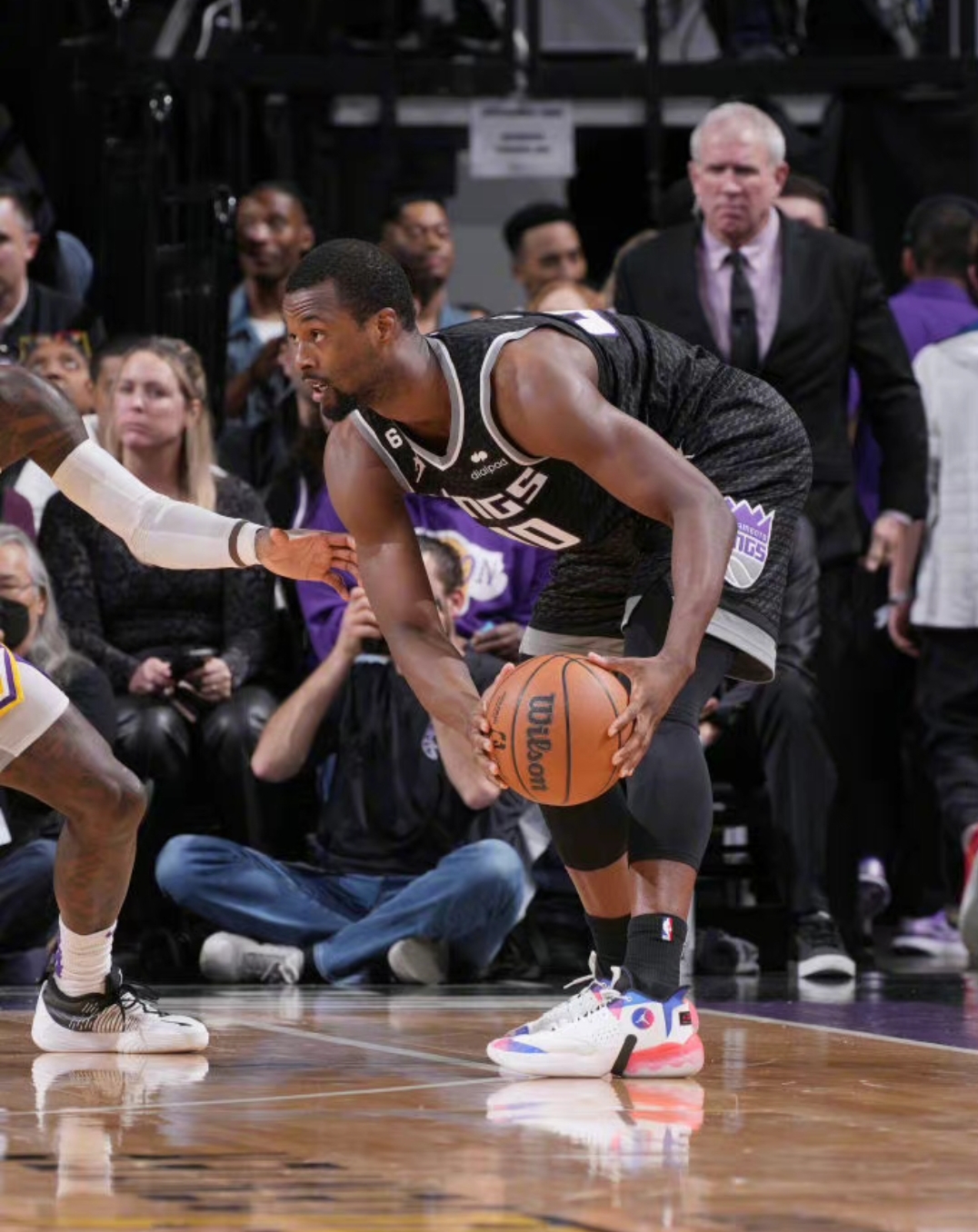 包含赛前德甲传出新动向，萨克拉门托国王官宣签约，管理层表态——底气十足，训练强度明显提升的词条-九游体育官网